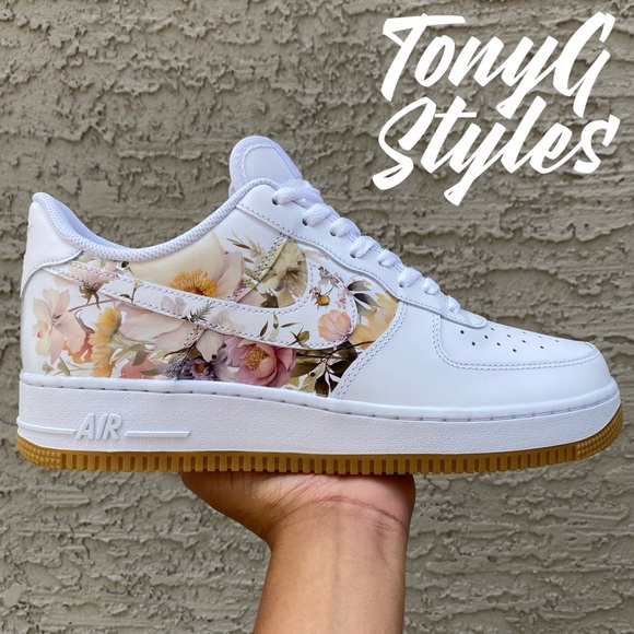 💐NEW💐 CUSTOM NIKE AIR FORCE 1 LOW - Picture 1 of 16
